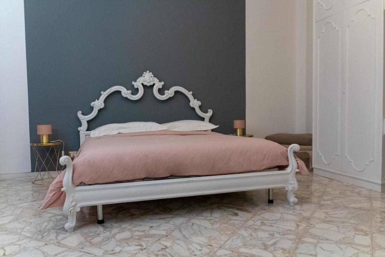 Interno 9 Hotel Bari Ngoại thất bức ảnh